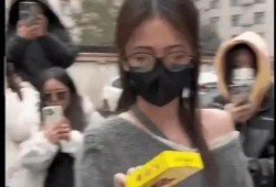 吃瓜最新事件爆料上街视频,吃瓜群众揭秘最新事件幕后真相